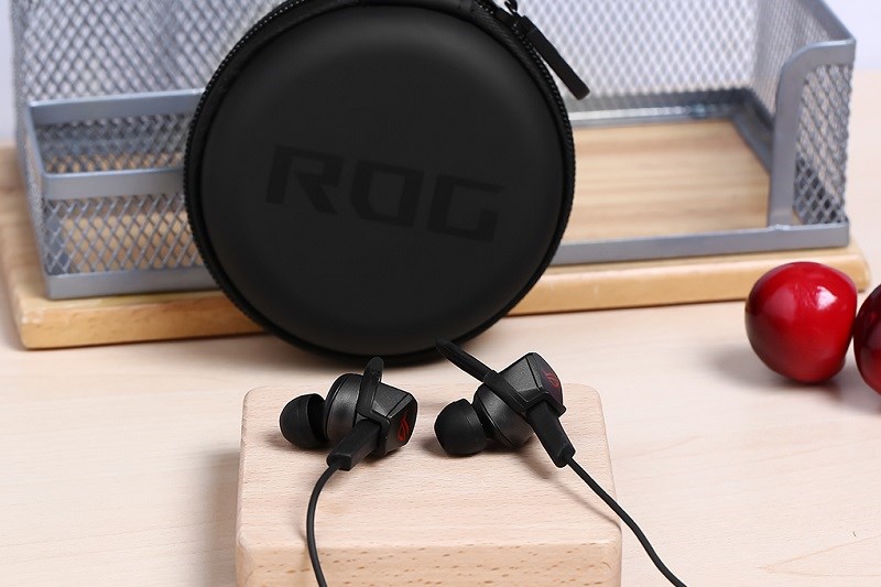 ep-gaming-asus-rog-cetra-core-den-1