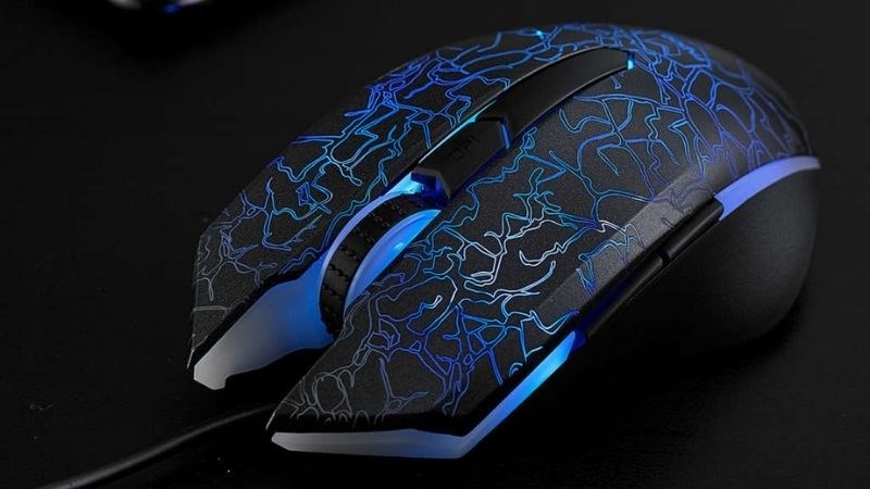 chu&ocirc;̣t Rapoo V18