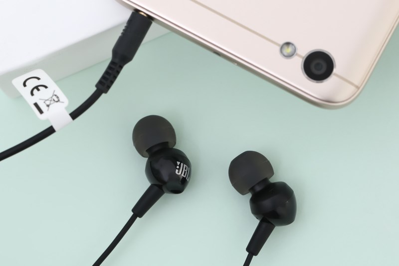 Tai nghe EP JBL C150 Đen