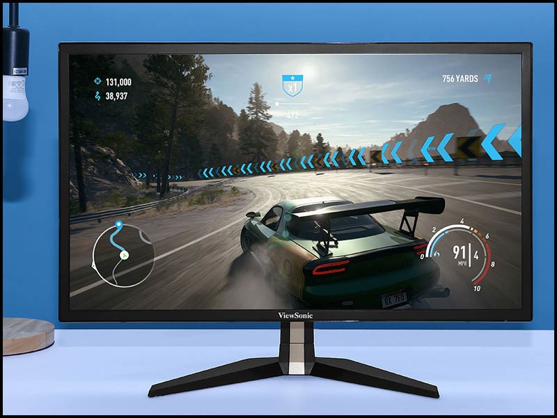 Màn hình 144 hz mang lại những hình ảnh mượt mà khi chơi game