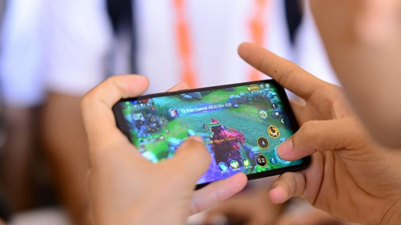 K&iacute;ch thước m&agrave;n h&igrave;nh lớn từ 5 inch trở l&ecirc;n