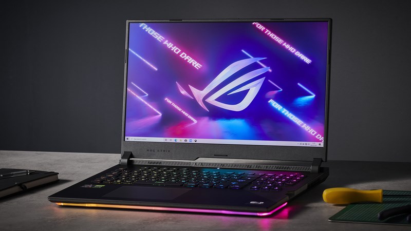 Laptop Asus ROG Strix SCAR 17 G733 G733QM-K4048R 