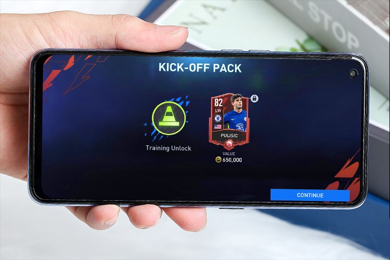 Trải nghiệm FIFA Mobile mượt m&agrave;