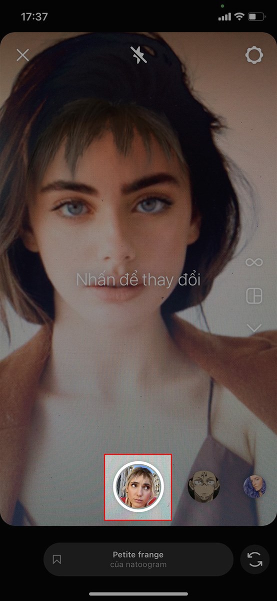 Nhấn giữ biểu tượng để quay video hoặc nhấn v&agrave;o biểu tượng để chụp ảnh 