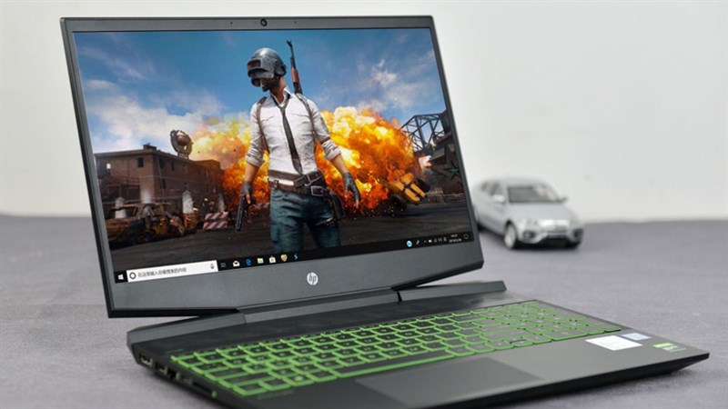 M&agrave;n h&igrave;nh sắc n&eacute;t