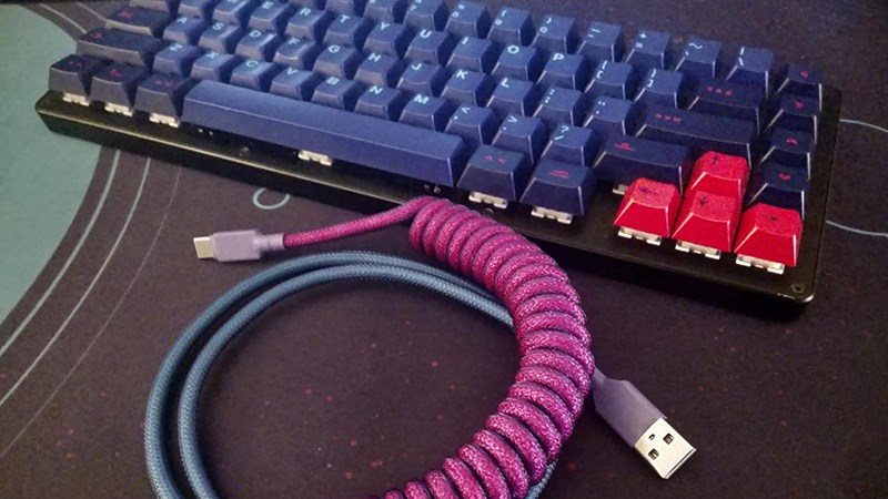 B&agrave;n ph&iacute;m cơ Bluetooth c&oacute; kết nối USB-C