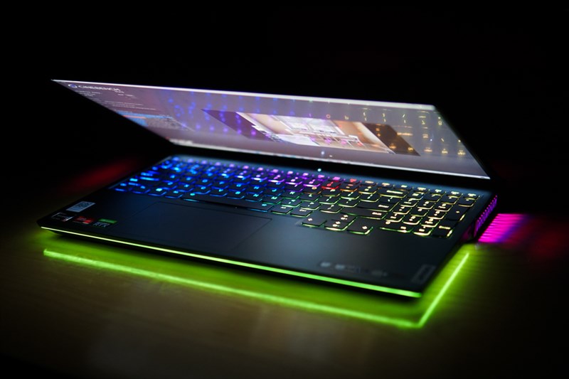 Laptop trang bị RTX 3070 Ti 