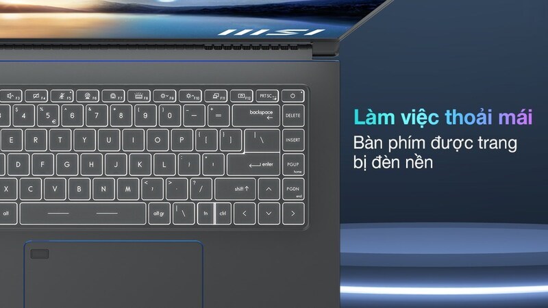 Laptop được trang bị dải đ&egrave;n nền, hỗ trợ soạn thảo tốt hơn trong m&ocirc;i trường thiếu s&aacute;ng