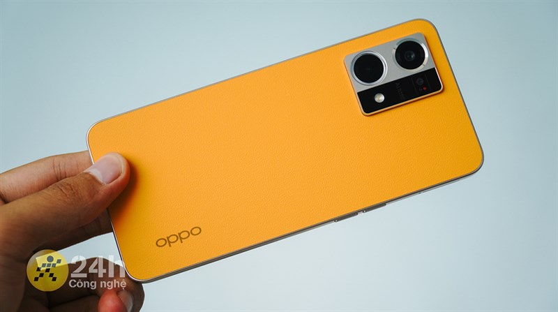 OPPO Reno7