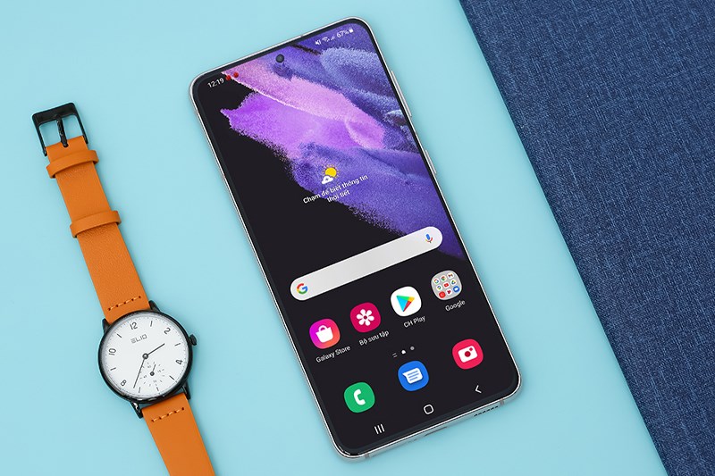 M&agrave;n h&igrave;nh rộng