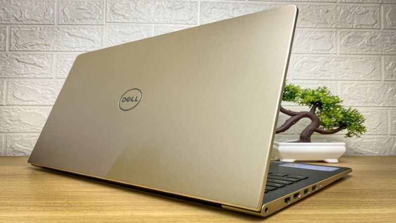 Những mặt hàng còn mới tinh và chất lượng đảm bảo, chưa qua sửa chữa Những mặt hàng còn mới tinh, chưa qua sửa chữa