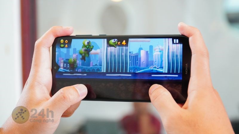 Màn hình rộng 6.8 inch cho bạn cầm nắm thoải mái Màn hình rộng 6.8 inch cho bạn cầm nắm thoải mái