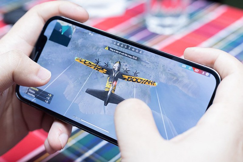 Test PUBG trên iPhone 12