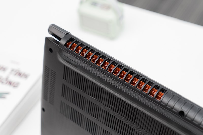 Hệ thống tản nhiệt Acer Aspire 7