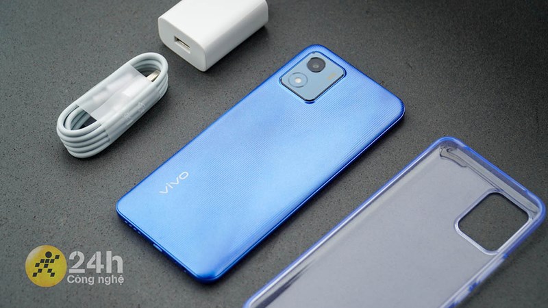 Vi&ecirc;n pin 5000mAh cho bạn tha hồ sử dụng cả ng&agrave;y d&agrave;i