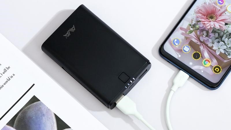 Pin sạc dự ph&ograve;ng 7500 mAh AVA DS630