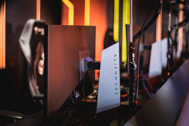 H&atilde;ng Alienware từng l&agrave; nh&agrave; t&agrave;i trợ cho giải đấu MSI.