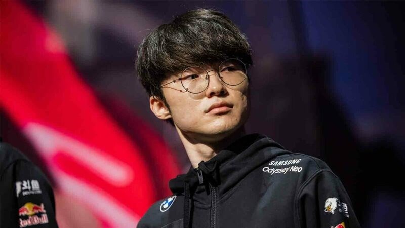 Faker - tuyển thủ LMHT đang c&oacute; mức lương cao nhất với 1,5 triệu USD.