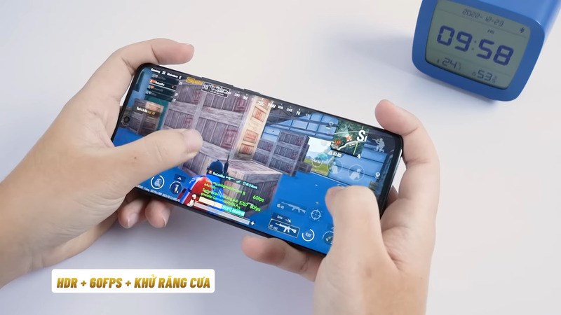 Chơi PUBG Mobile tr&ecirc;n Xiaomi 13 Pro kh&ocirc;ng giật, lag