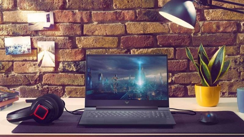 RX 6500M chiến game ở mức trung bình khá RX 6500M chiến game ở mức trung bình khá