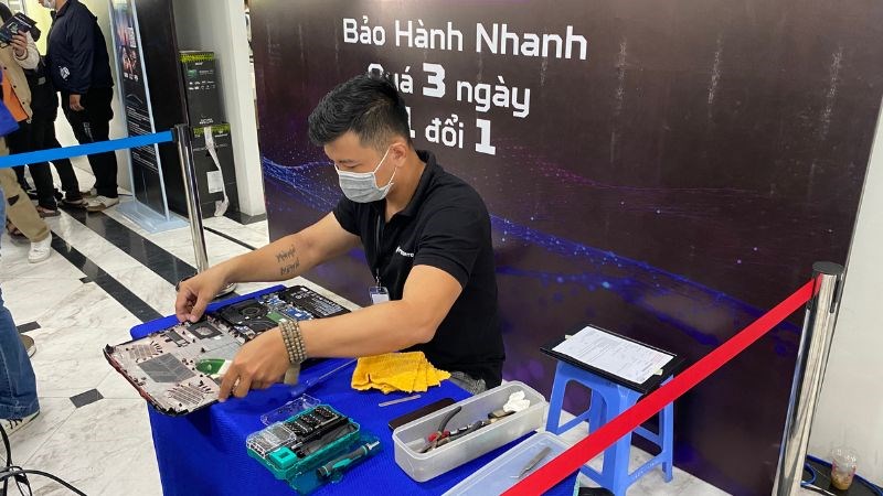 Vệ sinh và tra keo máy chuyên nghiệp