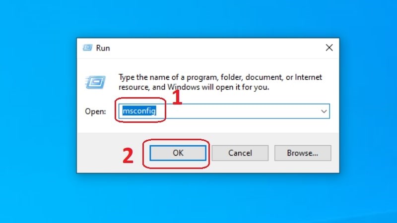 Nhập msconfig trong Run