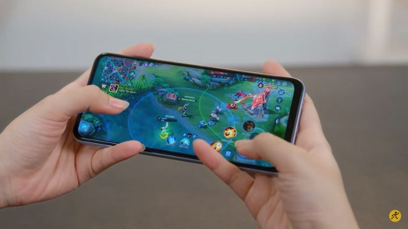 Oppo A17 chơi đủ đ&aacute;p ứng với tựa game Li&ecirc;n Qu&acirc;n 