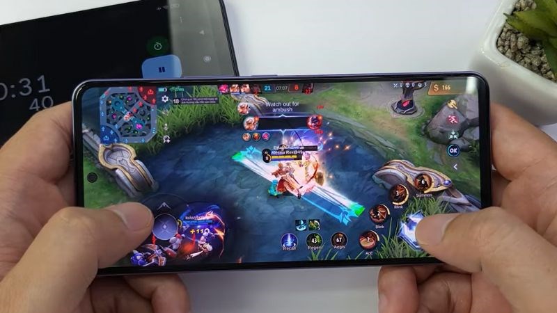 Kh&ocirc;ng c&oacute; dấu hiệu giật lag ở bất cứ giai đoạn trong game