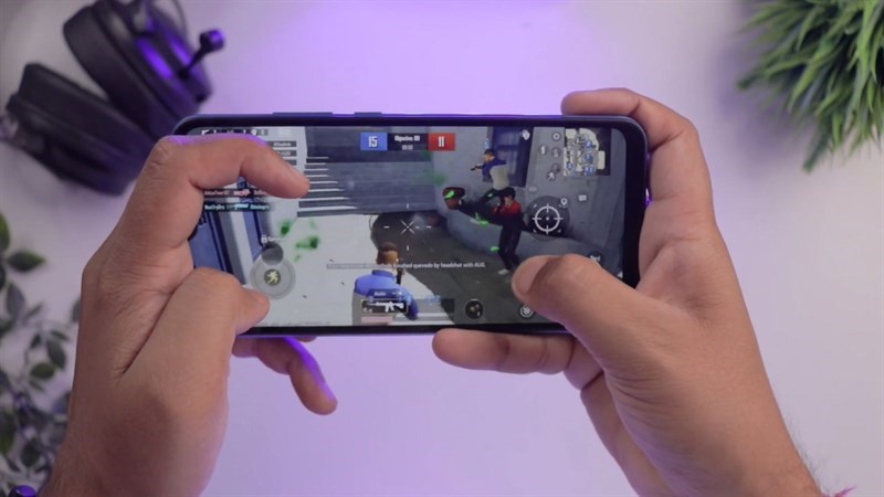 Chiến mượt PUBG Mobile ở mức đồ họa thấp