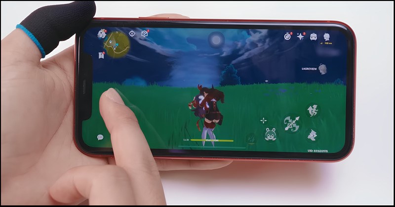 Ở đồ họa Cao th&igrave; sẽ gặp đ&ocirc;i ch&uacute;t kh&oacute; khăn khi chơi tr&ecirc;n iPhone 11.