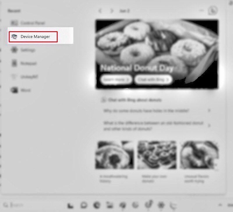 V&agrave;o Search chọn Device Manager