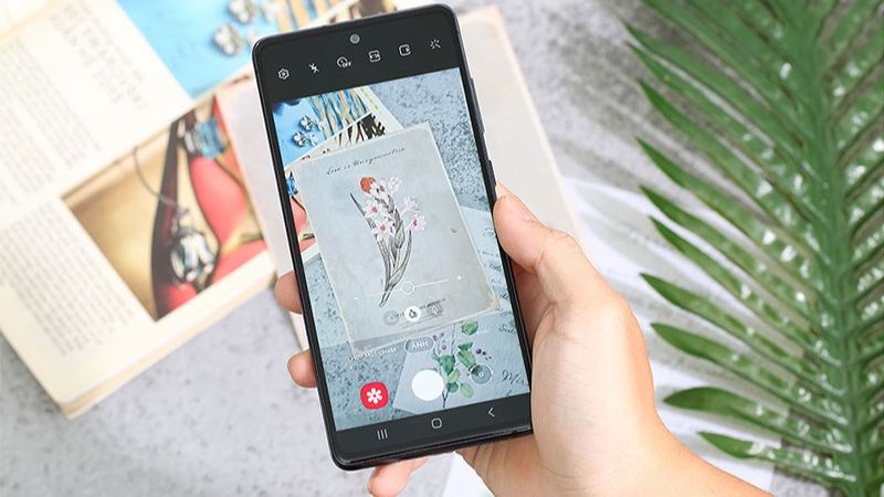 Màn hình rộng cùng tần số quét khủng