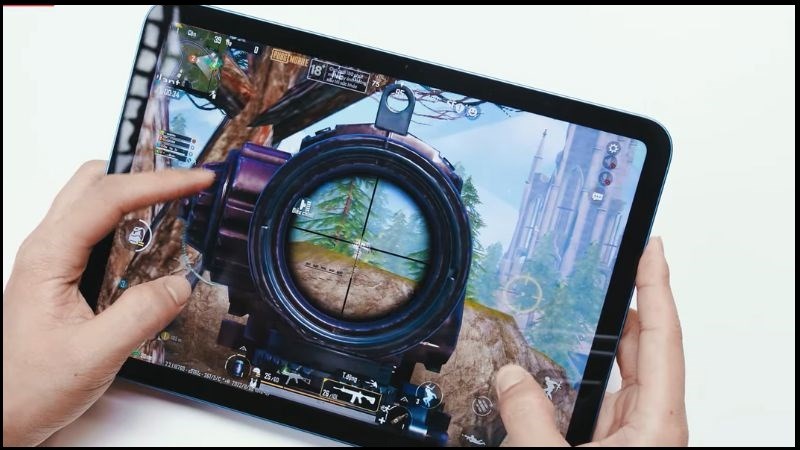 Test game PUBG Mobile tr&ecirc;n iPad 10