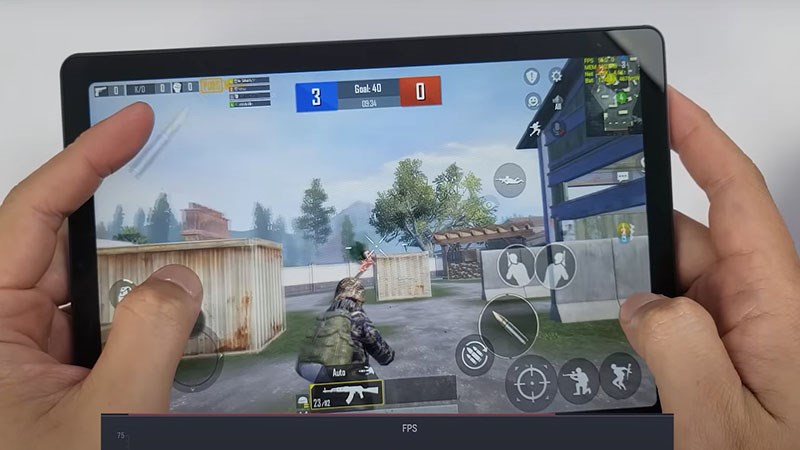 Trải nghiệm PUBG Mobile mượt ở thiết lập trung b&igrave;nh - thấp