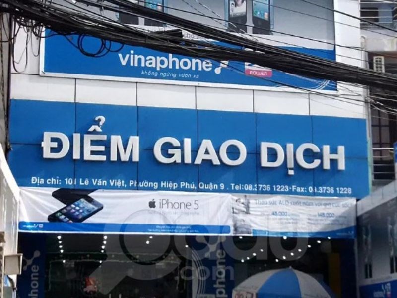 Đến điểm giao dịch gần nhất để thanh to&aacute;n cước nợ 