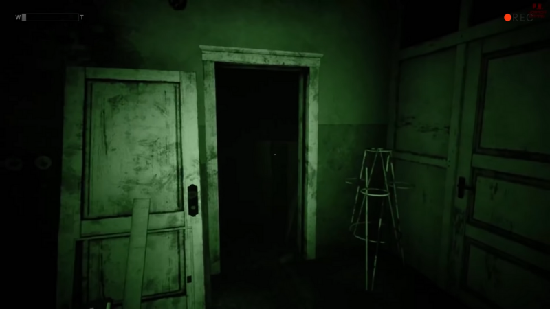 Người chơi sẽ quan s&aacute;t mọi thứ trong b&oacute;ng đ&ecirc;m th&ocirc;ng qua một chiếc camera