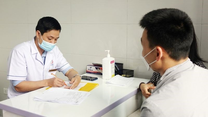 Bác sĩ khai thác tiền sử phẫu thuật ở dương vật và tình trạng sức khỏe của bạn để chẩn đoán Bác sĩ khai thác tiền sử phẫu thuật ở dương vật để hỗ trợ chẩn đoán bệnh