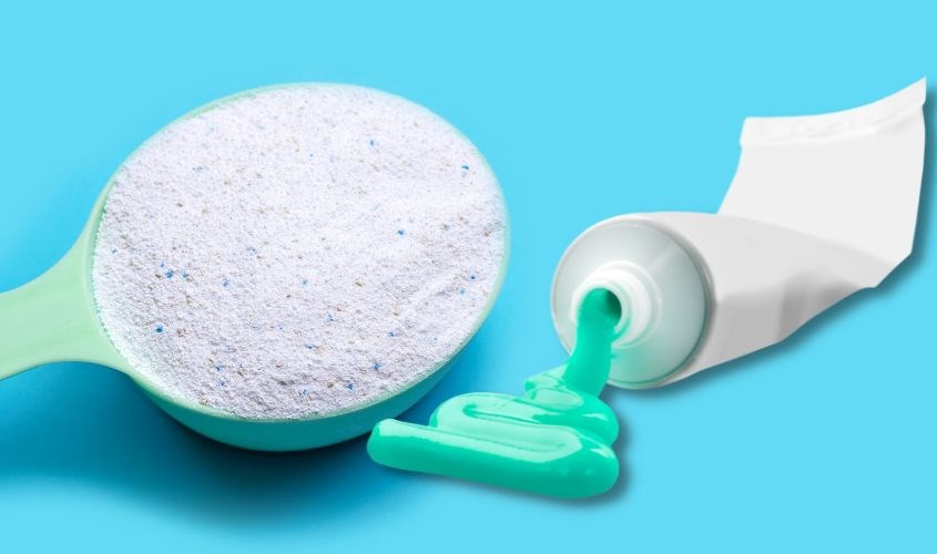 Sử dụng bột giặt với kem đánh răng