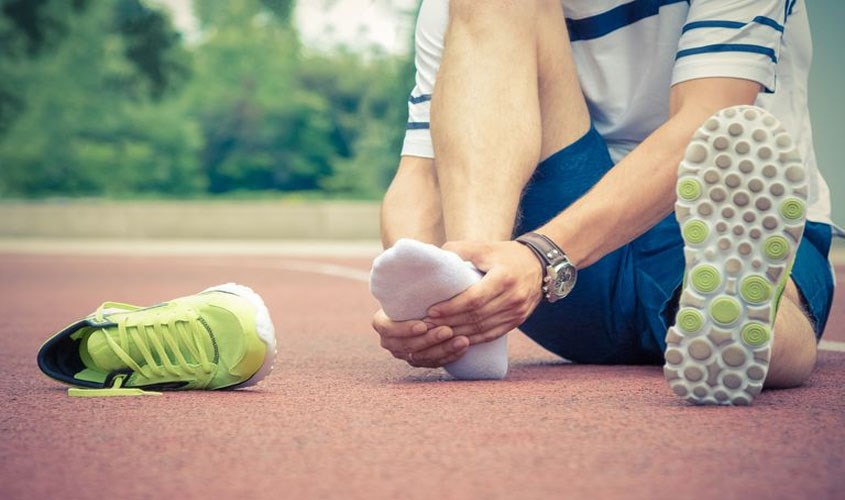Chạy bộ quá sức dẫn đến đau nhức chân