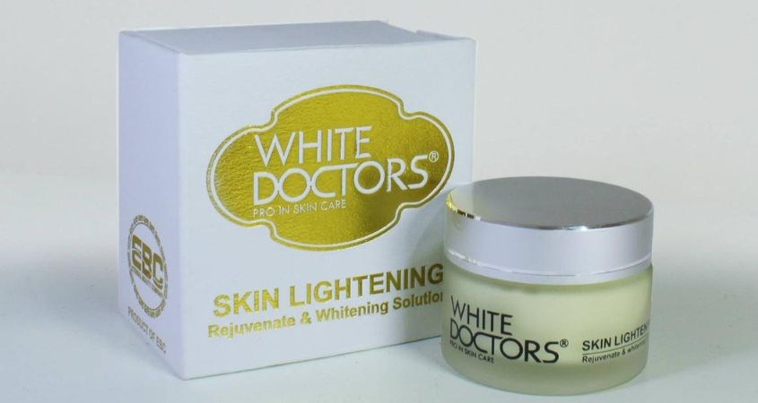 White Doctors Skin Lightening cung cấp ẩm cho da căng mướt