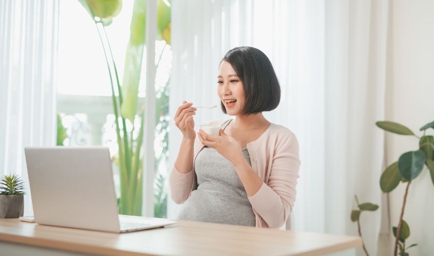 Mẹ bầu nên dùng sữa chua Hy Lạp