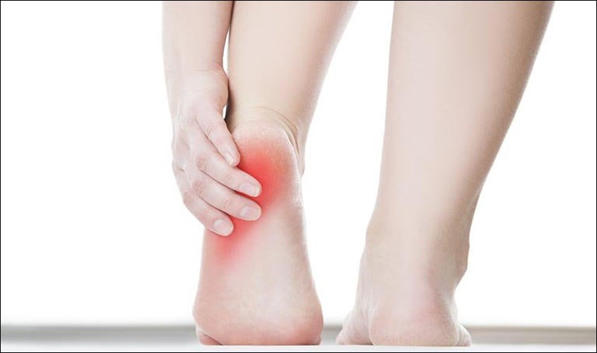 Đau nhức gót chân trong thời gian dài