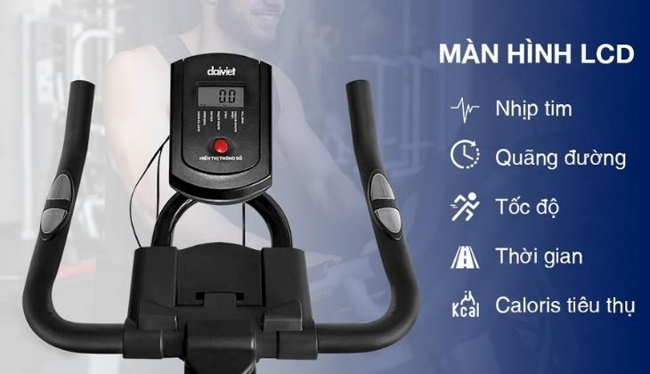 Màn hình LCD tiện lợi trên xe đạp tập thể dục Makano giúp bạn dễ dàng theo dõi những chỉ số quan trọng của cơ thể trong khi tập luyện