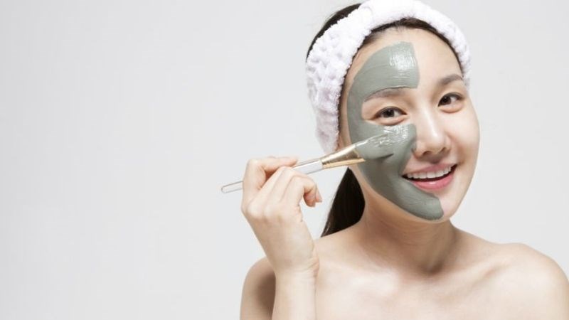 Không đắp mặt nạ toàn bộ khuôn mặt có thể khiến những dưỡng chất thấm không đều