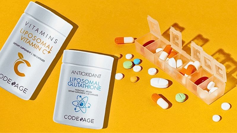 Khi kết hợp glutathione với vitamin C, bạn nên tham khảo ý kiến từ các bác sĩ da liễu