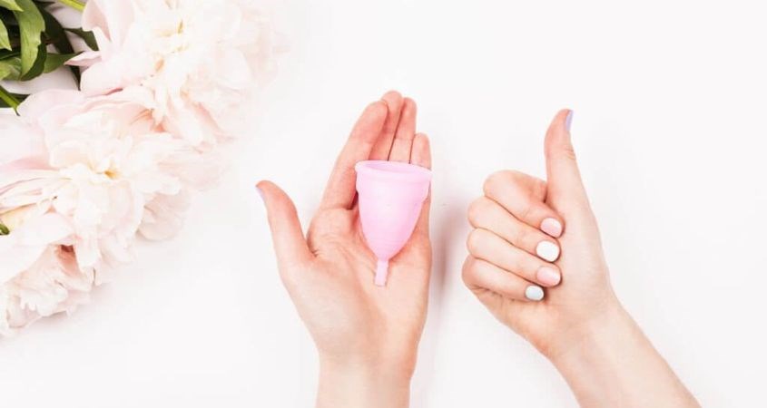 Ưu điểm của cốc nguyệt san so với việc sử dụng băng vệ sinh