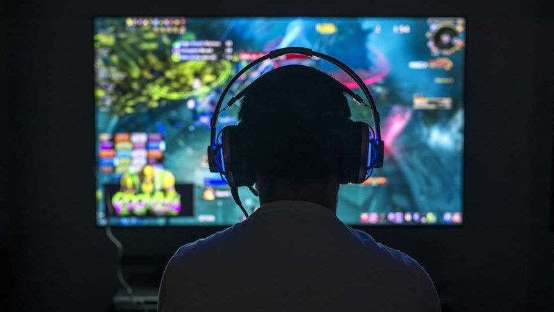 Dành nhiều thời gian để chơi game khiến trẻ không còn quan tâm đến công việc khác.
