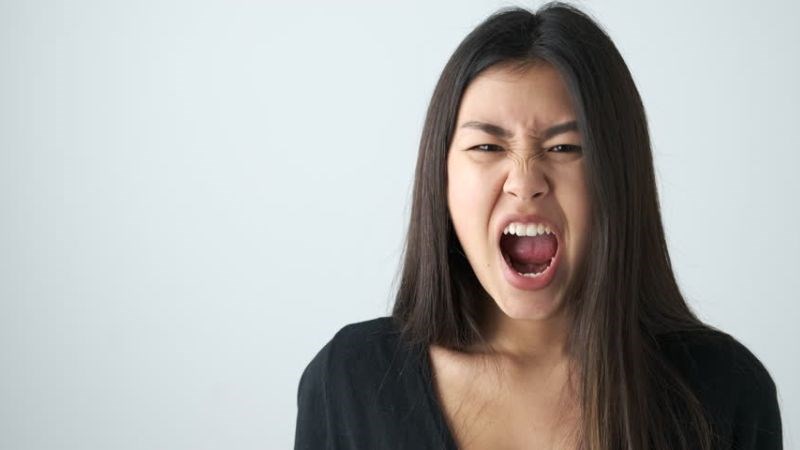 Thuốc chống trầm cảm có thể làm thay đổi cảm xúc, kích động.