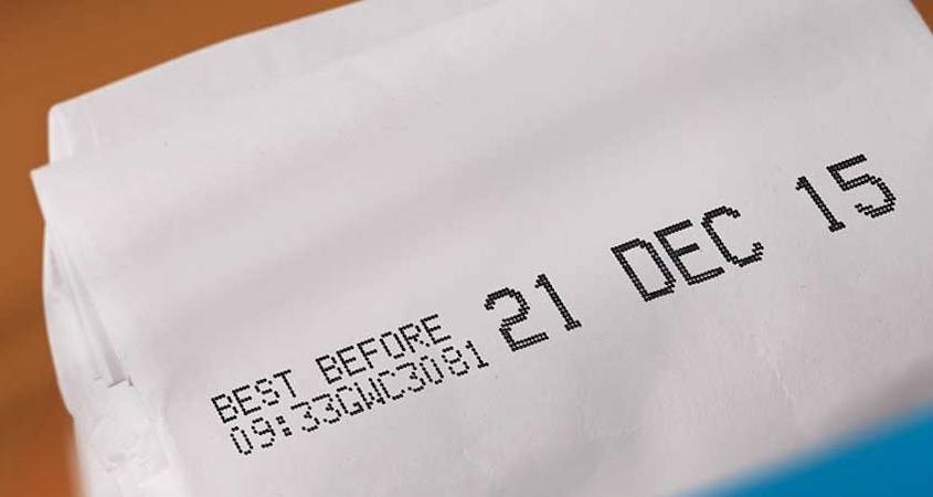 Cần xem hạn sử dụng khi mua yến mạch Cần xem hạn sử dụng khi mua yến mạch