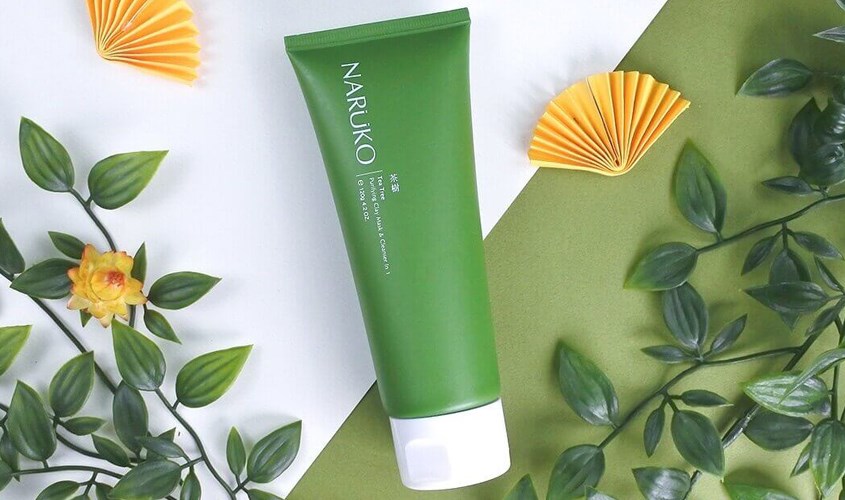 Tẩy tế bào chết Naruko Tea Tree Shine Control and Blemish Clear Peeling Gel  